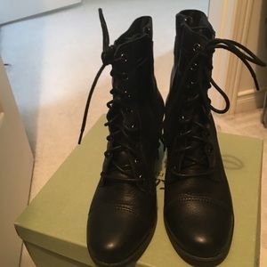 Clarks lace up booties with 2.5 inches heel